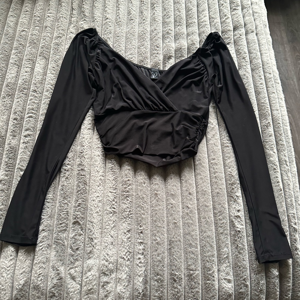 Windsor Black long sleeve shirt (small)